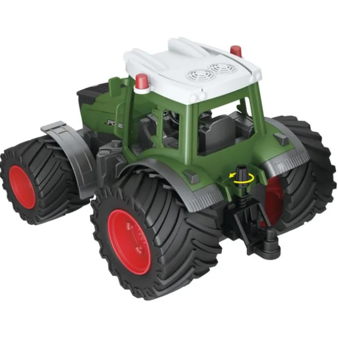 Fjernstyrt traktor med tilhenger