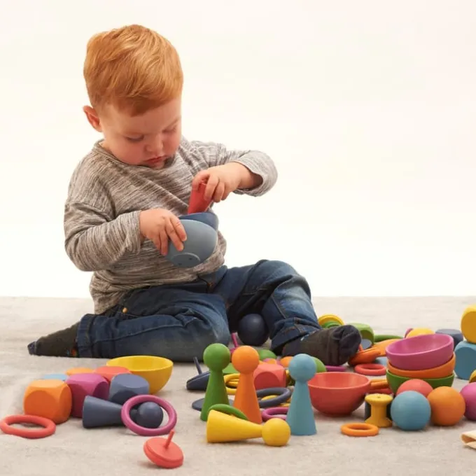 Montessori regnbue sett, 84 deler